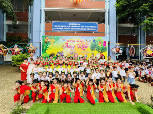 Lễ hội Trăng Rằm tại trường Tiểu học Duy Tân